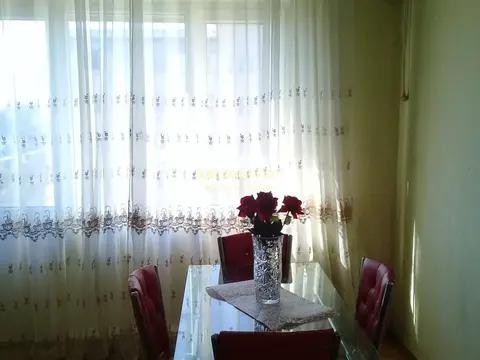 Продается трехкомнатная квартира в городе Батуми. - სურათი 1
