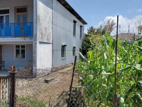 Продается двухэтажный дом в городе Кобулети. - изображение 1