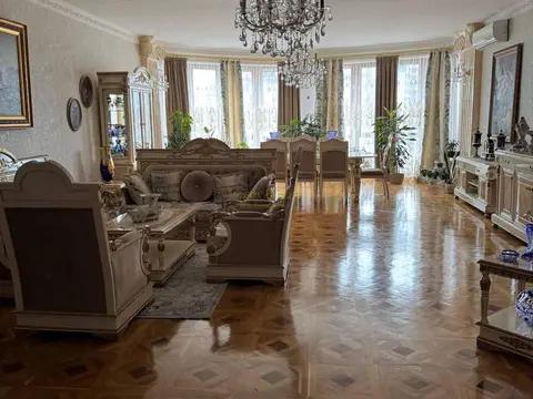 Продается 9 комнатная квартира в центре города. - სურათი 1