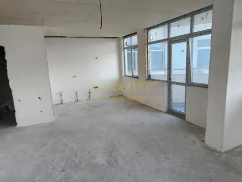 Продается квартира в состоянии белого каркаса. - изображение 1