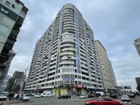 Квартиры у аквапарка. Квартиры в новом жилом доме с видом на море и на горы.