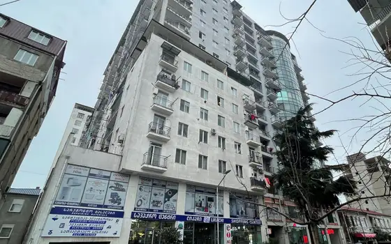 18-этажный дом в престижном районе Батуми на ул.Тавдадебули, угол ул.Пушкина. Купить квартиры в новостройке Батуми по це
