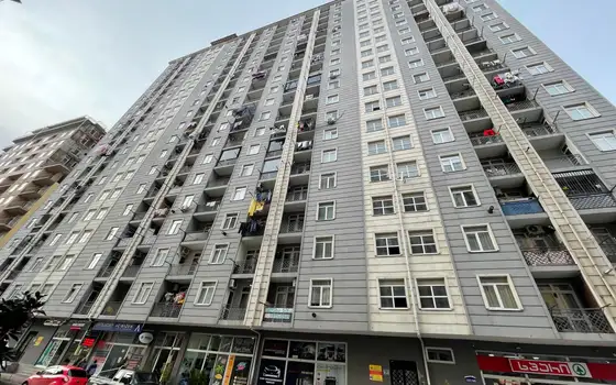 Новый 20 этажный жилой дом на улице Горгасали угол Джавахишвили. Квартиры у Макдональдса с видом на море.