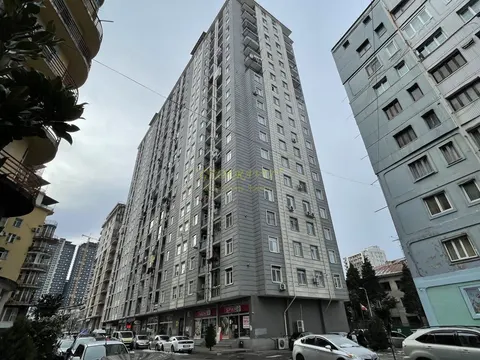 Новый 20 этажный жилой дом на улице Горгасали угол Джавахишвили. Квартиры у Макдональдса с видом на море.
