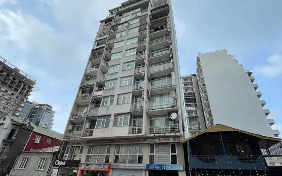 Квартиры у моря в новом доме. Новый жилой дом в Городе Батуми.