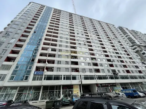 Продается квартиры в новом 21 этажном жилом доме на улице Агмашанебели с видом на море.