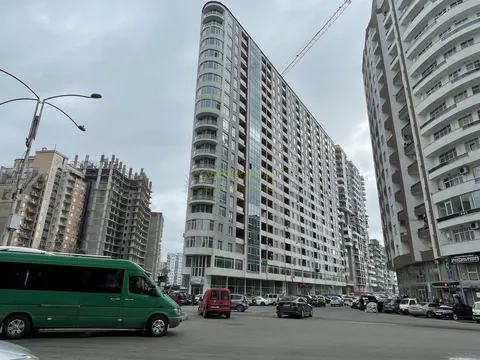Продается квартиры в новом 21 этажном жилом доме на улице Агмашанебели с видом на море.