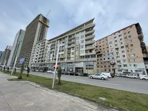 Продаются квартиры на Аллее героев в Батуми.