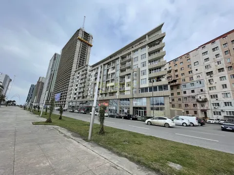 Продаются квартиры на Аллее героев в Батуми.