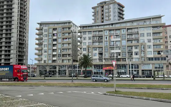 Продаются квартиры на Аллее героев в Батуми.