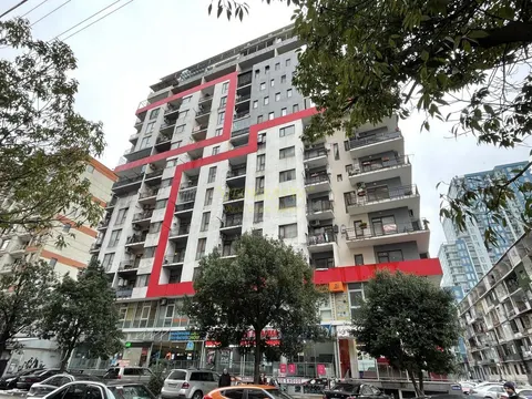 Новый жилой дом на улице Чавчавадзе. Квартиры с видом на горы и на город.