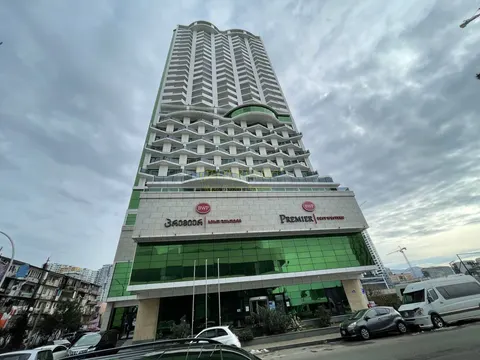 Новый жилой дом гостиничного типа ,,Mega Palace in Batumi" у дома Юстиции. Апартаменты с видом на танцующие фонтаны и на
