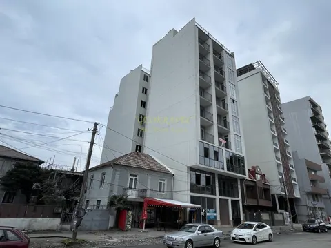 Продается квартиры 9-этажном жилом в доме на ул. Багратиони в Городе Батуми.