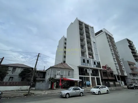 Продается квартиры 9-этажном жилом в доме на ул. Багратиони в Городе Батуми.