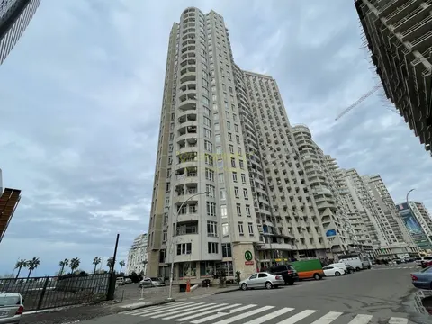 Новый 26 этажный жилой дом у танцующих фонтанов. Квартиры с видом на море и на горы.