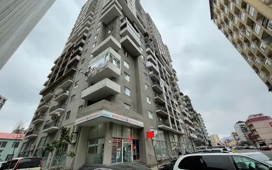 Новый 20 этажный жилой дом на улице Агмашанебели у моря в Батуми. Квартиры с видом на море и на горы.