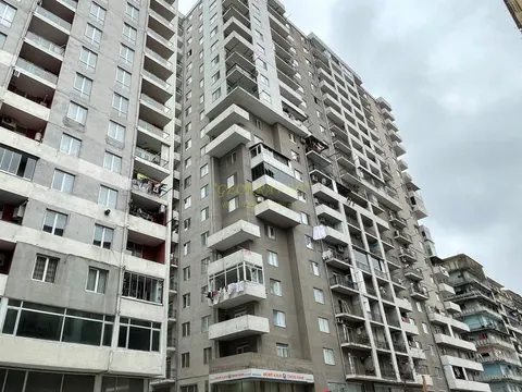 Новый 20 этажный жилой дом на улице Агмашанебели у моря в Батуми. Квартиры с видом на море и на горы.