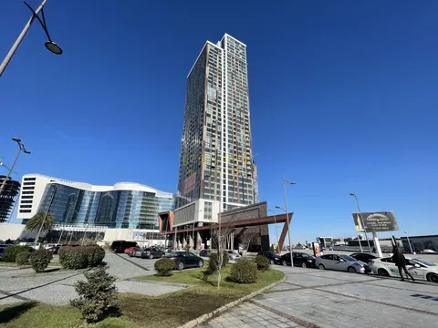Апартаменты в новом доме гостиничного типа. Квартиры в центре старого города с видом на море и на горы.