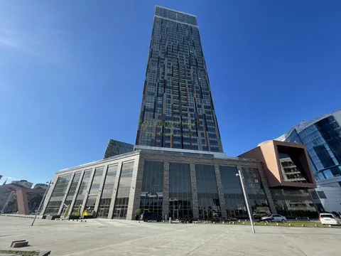 Апартаменты в новом доме гостиничного типа. Квартиры в центре старого города с видом на море и на горы.