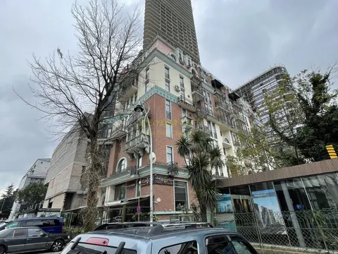 Апартаменты в новом жилом доме гостиничного типа ,,Old Boulevard" в центре старого Батуми у Шератона. Квартиры у централ