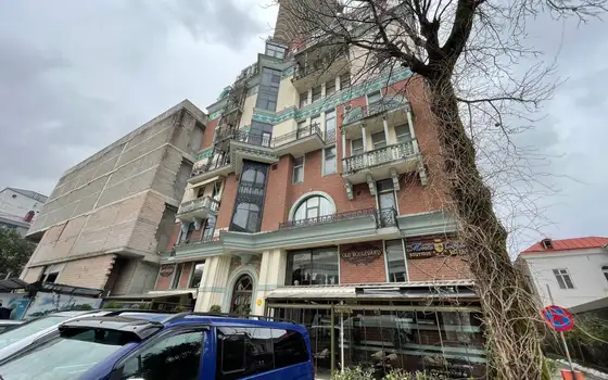 Апартаменты в новом жилом доме гостиничного типа ,,Old Boulevard" в центре старого Батуми у Шератона. Квартиры у централ