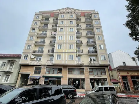 Новый 9 этажный жилой дом в центре города Батуми. Квартиры с видом на город.