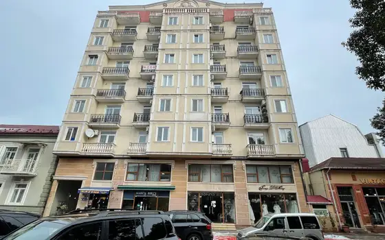 Новый 9 этажный жилой дом в центре города Батуми. Квартиры с видом на город.