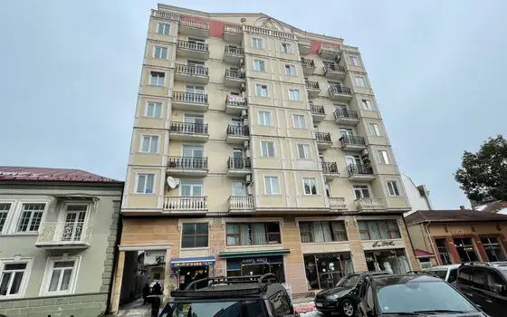 Новый 9 этажный жилой дом в центре города Батуми. Квартиры с видом на город.