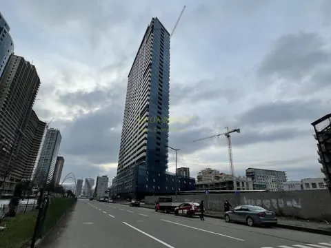 Аллея Палас