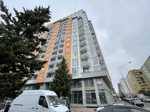 Новый жилой дом на улице Пушкина угол Грибоедова. Квартиры в новом доме.
