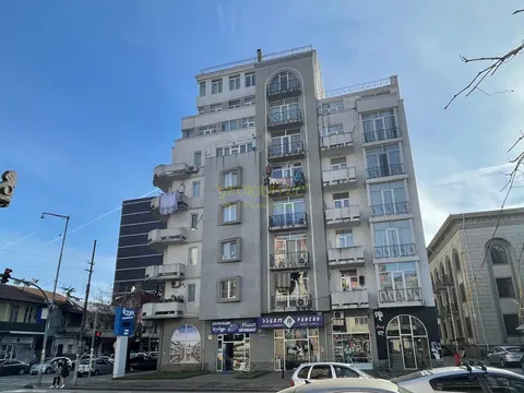 Новый жилой дом на улице Меликишвили в Батуми. Квартиры у музея.