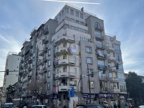 Новый жилой дом на улице Меликишвили в Батуми. Квартиры у музея.