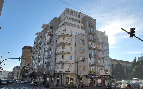 Новый жилой дом на улице Меликишвили в Батуми. Квартиры у музея.