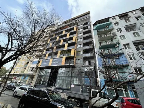 Новый дом на улице Селима Химшиашвили в центре города. Квартиры в новом доме.