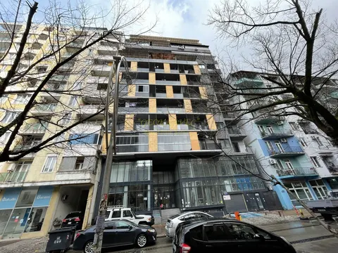 Новый дом на улице Селима Химшиашвили в центре города. Квартиры в новом доме.