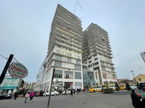 Батуми плаза