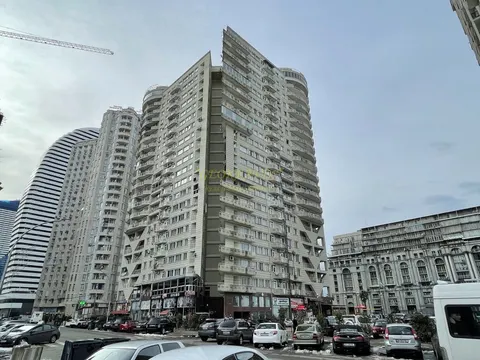Новый 22 этажный жилой дом у Макдональдса. Квартиры у танцующих фонтанов с видом на море.