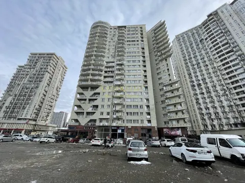 Новый 22 этажный жилой дом у Макдональдса. Квартиры у танцующих фонтанов с видом на море.