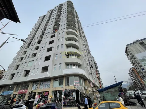 Новый жилой дом в центре города Батуми у моря. Квартиры с видом на море и на горы.