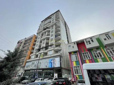 Новый 15 этажный жилой дом в старом Батуми на улице Церетели. Квартиры с видом на море и на город.