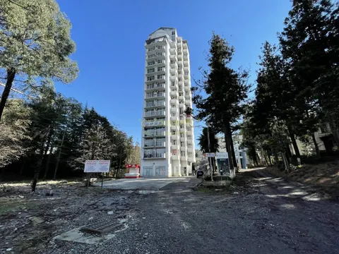 Новый дом в Махинджаури. Квартиры с видом на море и на горы.