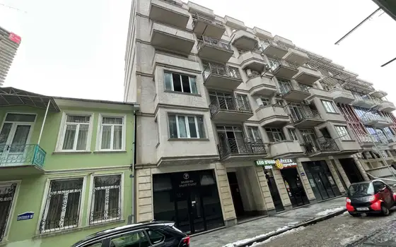 Жилой дом у моря в центре города Батуми на ул. Клдиашвили