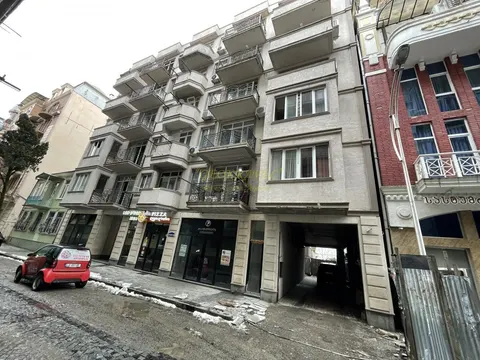 Жилой дом у моря в центре города Батуми на ул. Клдиашвили
