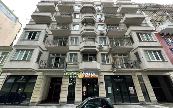 Жилой дом у моря в центре города Батуми на ул. Клдиашвили