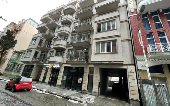 Жилой дом у моря в центре города Батуми на ул. Клдиашвили