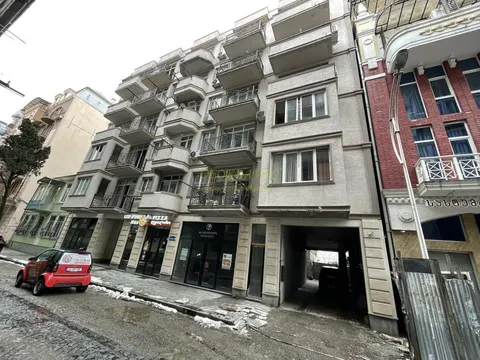 Жилой дом у моря в центре города Батуми на ул. Клдиашвили