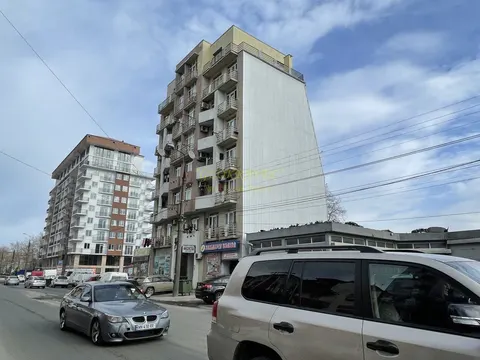 Новый жилой дом на улице Леонидзе. Квартиры с видом на горы и на город.