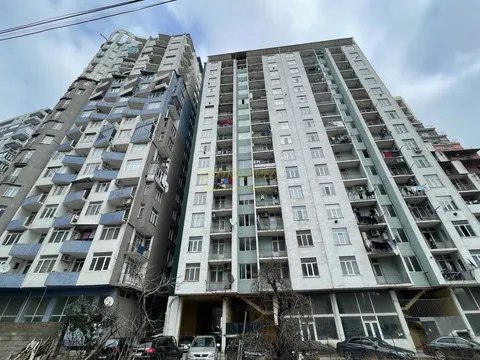 19 этажный жилой дом у моря на новом бульваре Батуми. Квартиры с видом горы и на город Батуми.