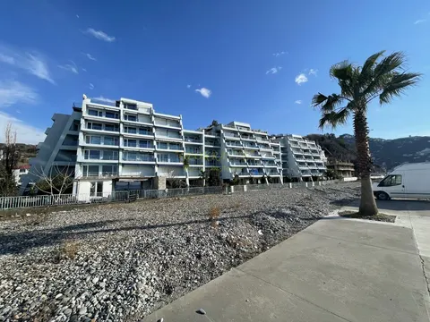 Завершенный дом на берегу черного море в Гонио.