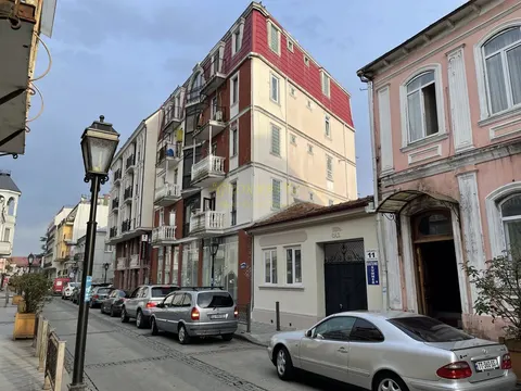 Новостройка в центре города на ул Зубалашвили.